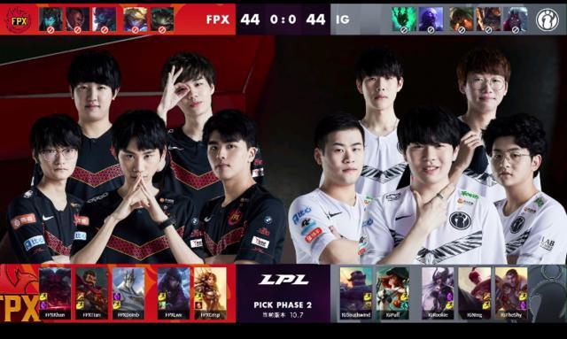 她都展现了 她都展现了