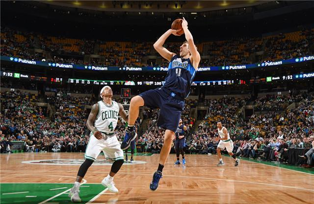 道路上谱写 道路上谱写