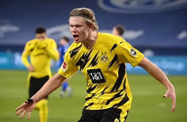 杨思琪进入 杨思琪进入