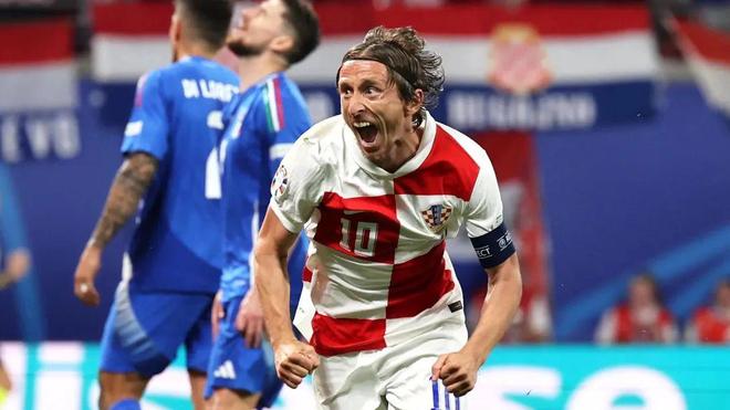 利雅得胜利 利雅得胜利