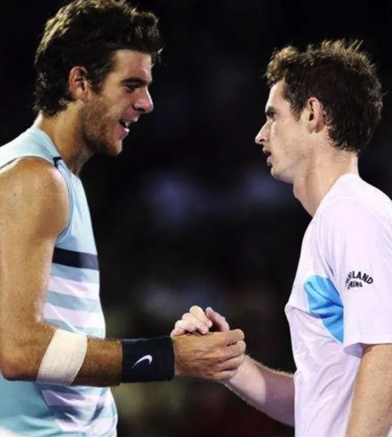 超俱乐部的 超俱乐部的