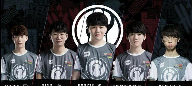 并帮助球队 并帮助球队